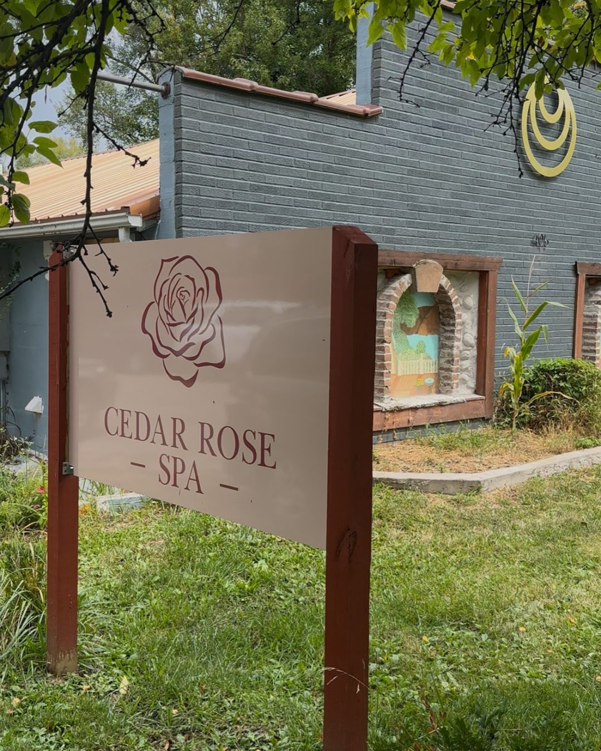 cedar rose