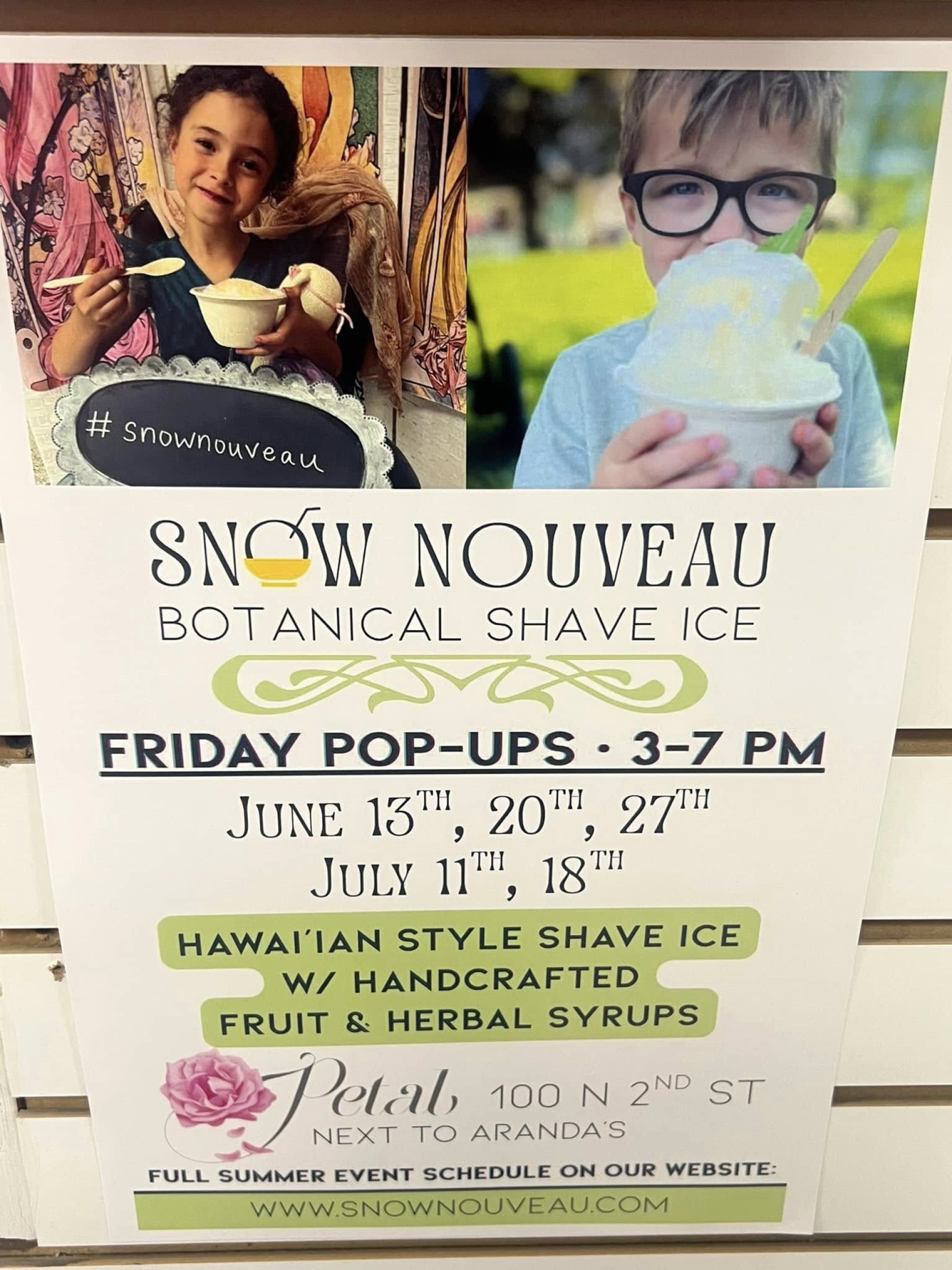 Snow Nouveau